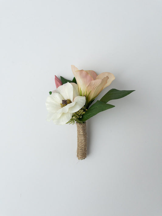 Corsage | Gwen